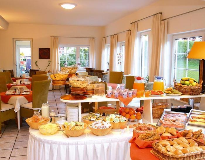 Hotel Gretl Krumpendorf Kültér fotó